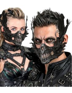 Maske med Hodeskallefront og Fjær