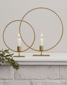 2 Stk Guld Farvede Runde Lysestager 24,5 cm / 27,5 cm
