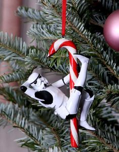 Hængende Stormtrooper på Sukkerstang Dekoration med Snor 12 cm
