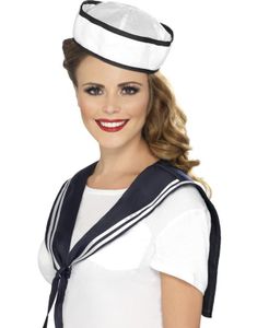 Sailorhat og Skulderkappe