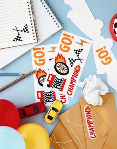 6 stk Forskjellige Klistremerker med Racing Tema