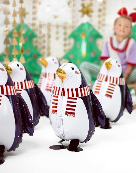 Pingving med Skjerf Folieballong 29x42 cm