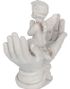 Raised to Heaven - Engel i Beskyttende Hænder Figur 11 cm