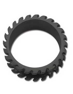 Saw - Sort Piercing Tunnel