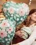 Grønn Hjerteformet Folieballong med Blomstermotiv - 35 cm