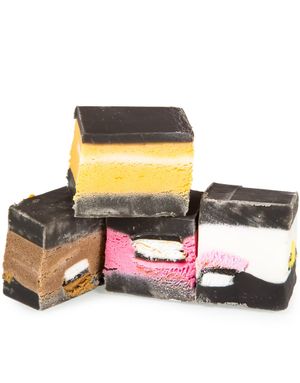 2 kg Liquorice Allsorts Fudge - Fudge Factory