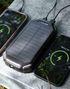 Trådløs Solcelledrevet Powerbank med 20.000 mAh Kapacitet