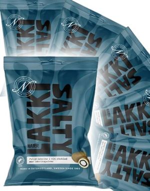 12 stk Narr Lakki Salty - Saltlakris Dekket i Hvit Sjokolade og Lakrispulver - Hel Eske 1,2 kg