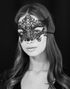 Mystique – Elegant Svart Maskerade Maske i Blonder 20x11 cm