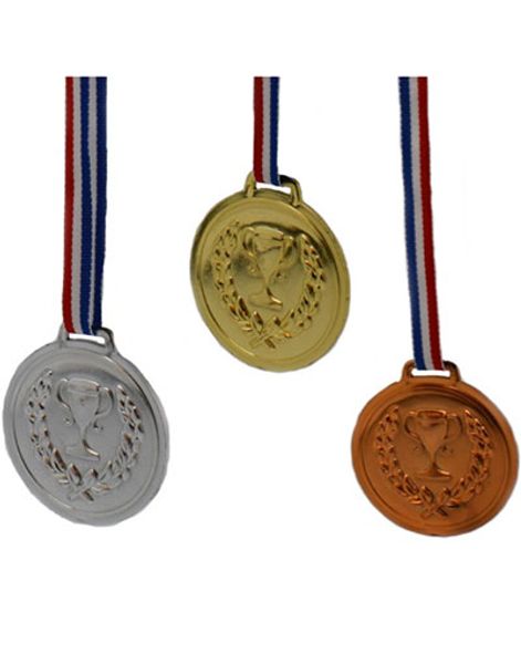 6 stk Guld-, Sølv og Bronze Medaljer med Snor