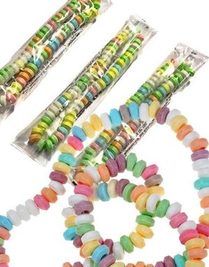2 kg Candy Necklace - STOR Pose med ca. 100 stk. Slik-Halskæder
