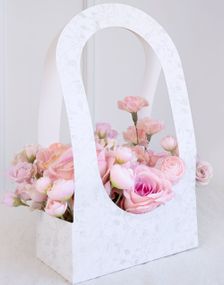 Hvit Blomstekasse med Flott Dekorativt Mønster